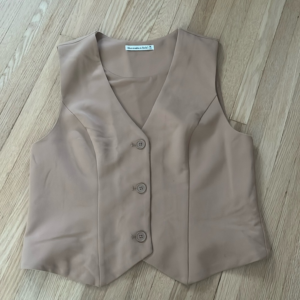 A&F vest